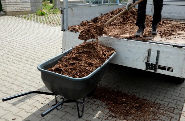 Bulk Mulch Delivery in Traverse City